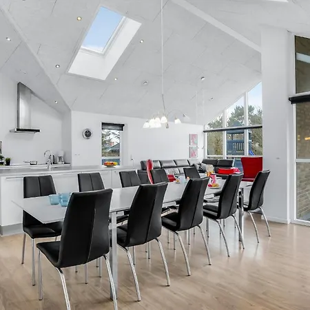 Stunning In With Wifi Holiday home